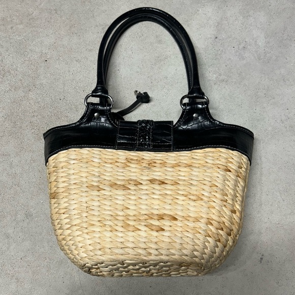 Tan & Black Straw Woven Buckle Handbag Tote Basket Black Reptile Faux Leather - Picture 4 of 9